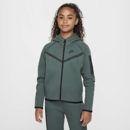 Nike Tech