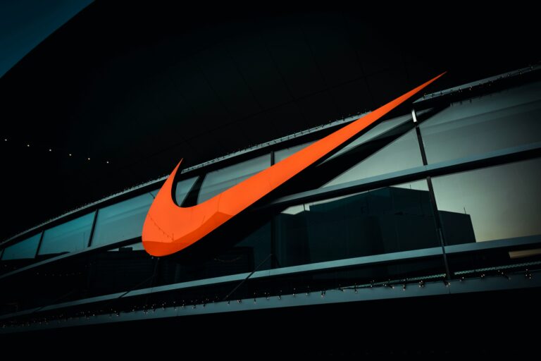 Why the Nike Tech Tracksuit is Your New Go-To for Comfort and Style nike tech tracksuit